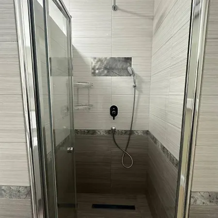 Viola Boutique Hotel 2*